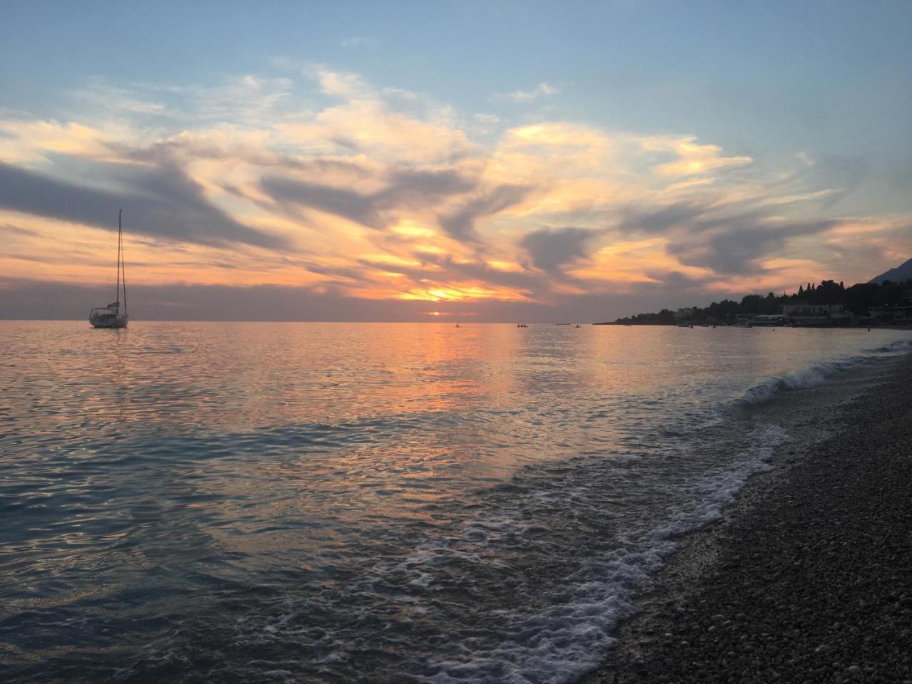 Sea View *
